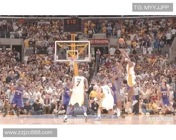 2013年NBA季后赛黄蜂与步行者激战回顾精彩瞬间与关键时刻分析